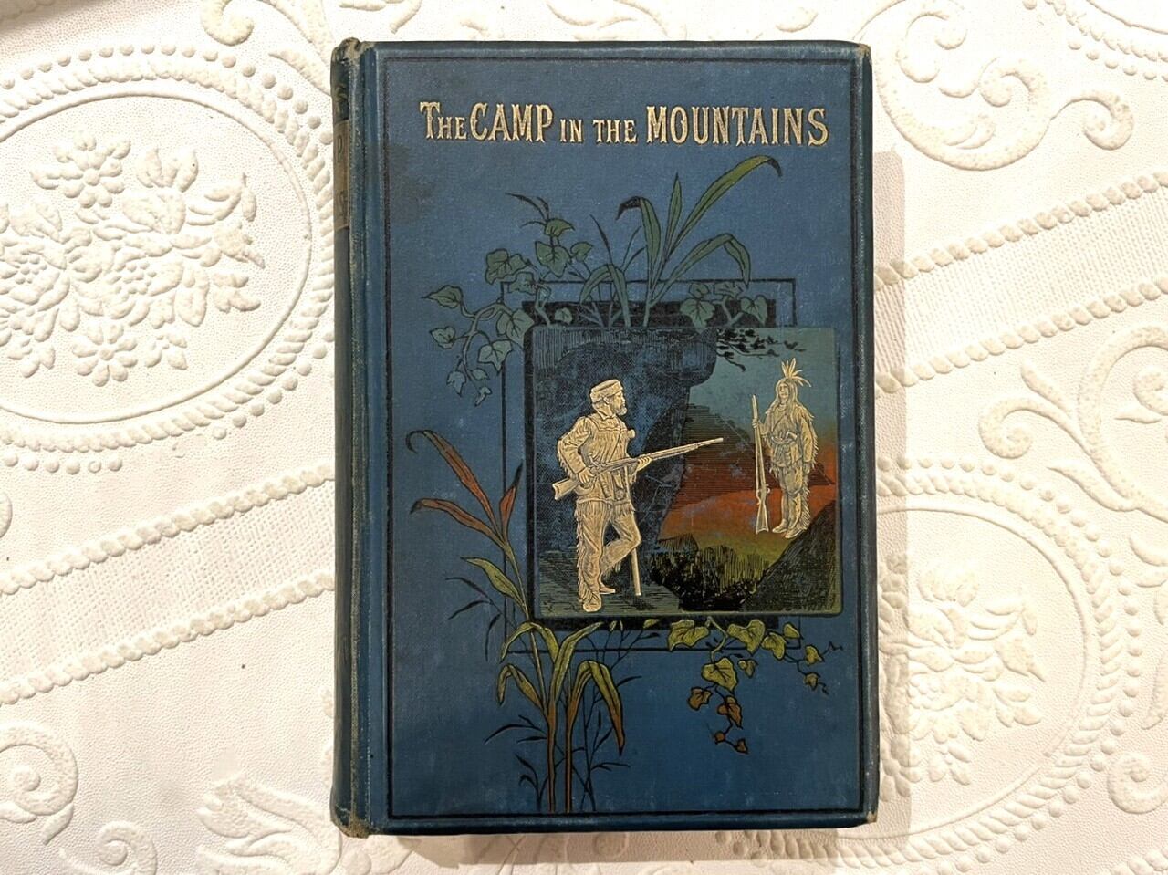 【CV563】THE CAMP IN THE MOUNTAINS / display book