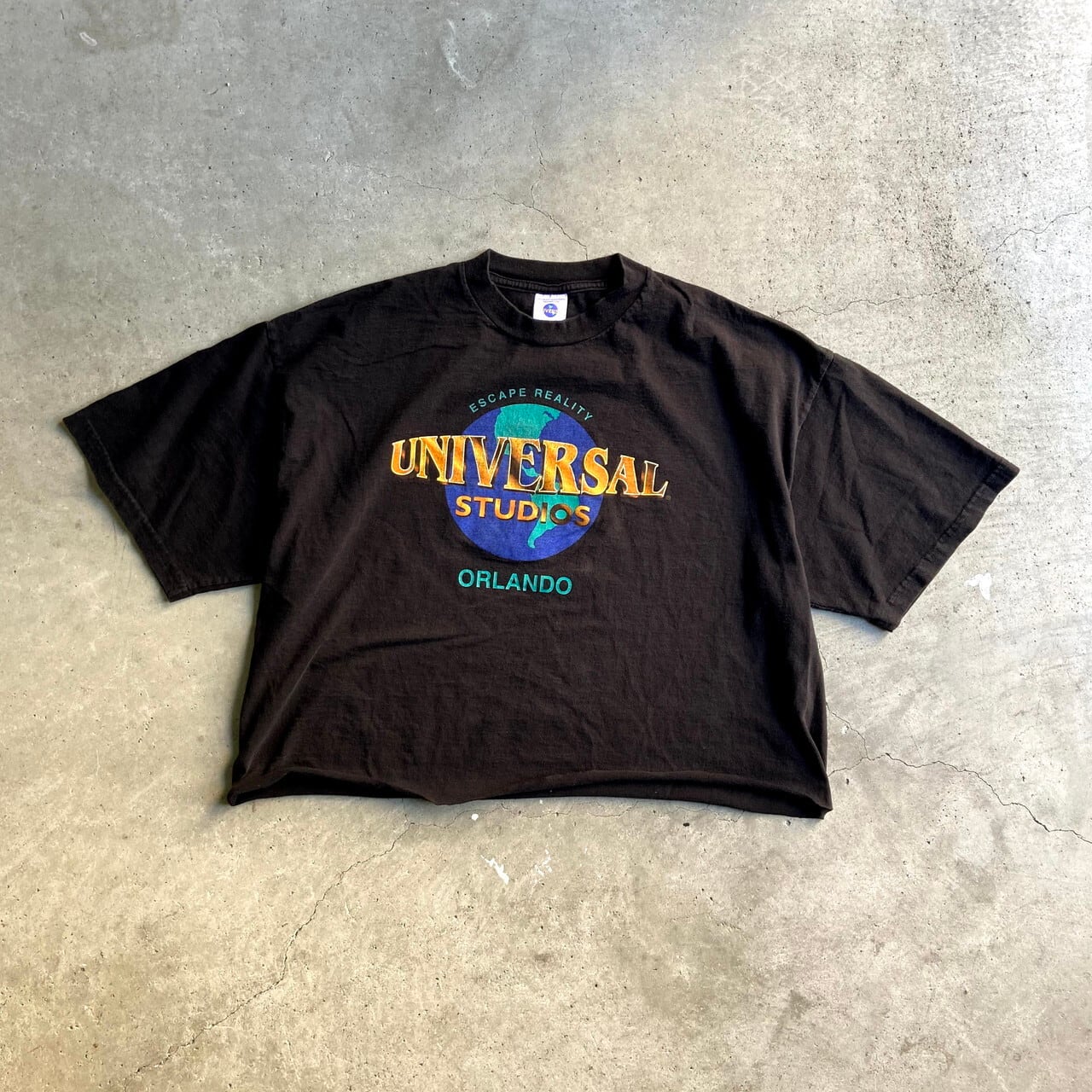 【ヴィンテージ】90s UNIVERSAL STUDIOS 刺繍Tシャツ