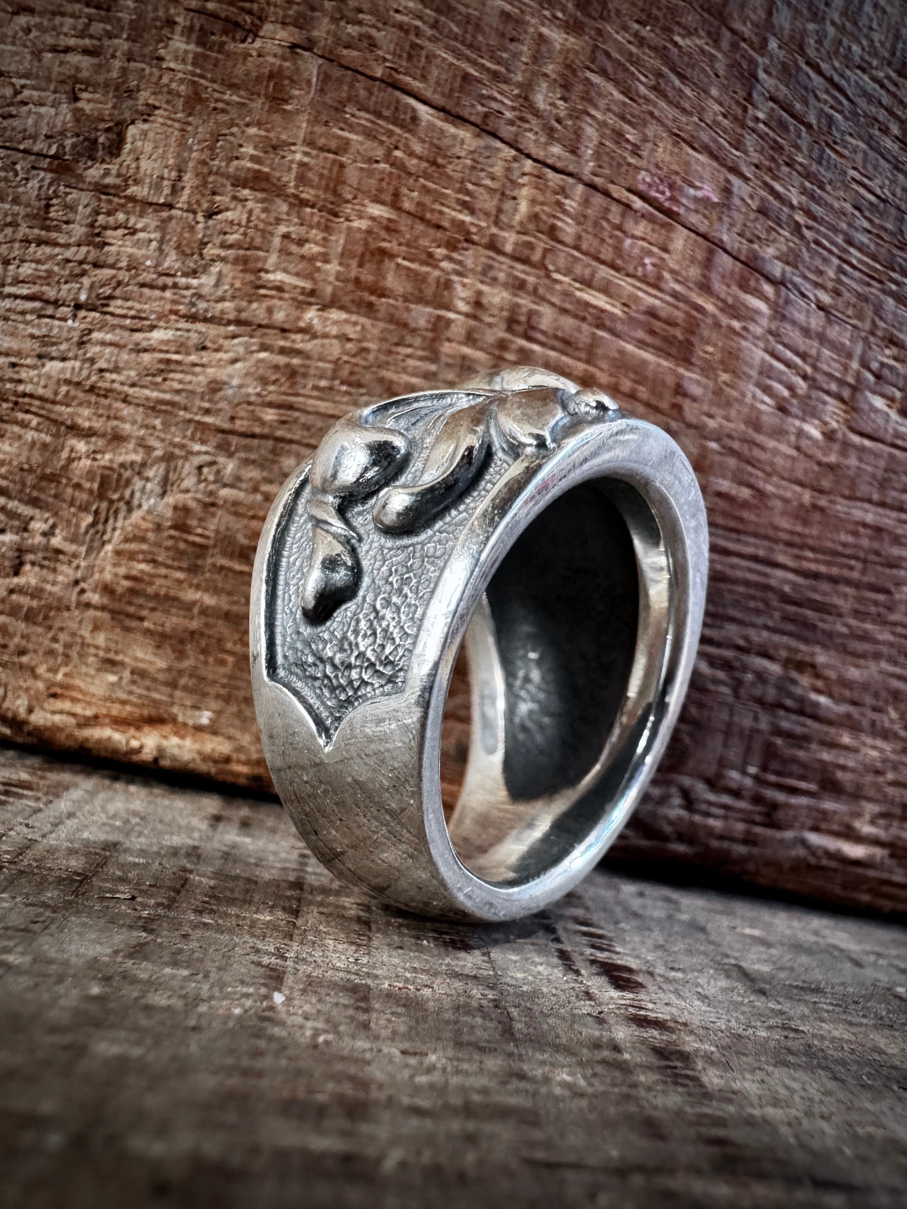 Ravish Rucy Ivy Wide Ring アイビーワイドリング | Gift Rover