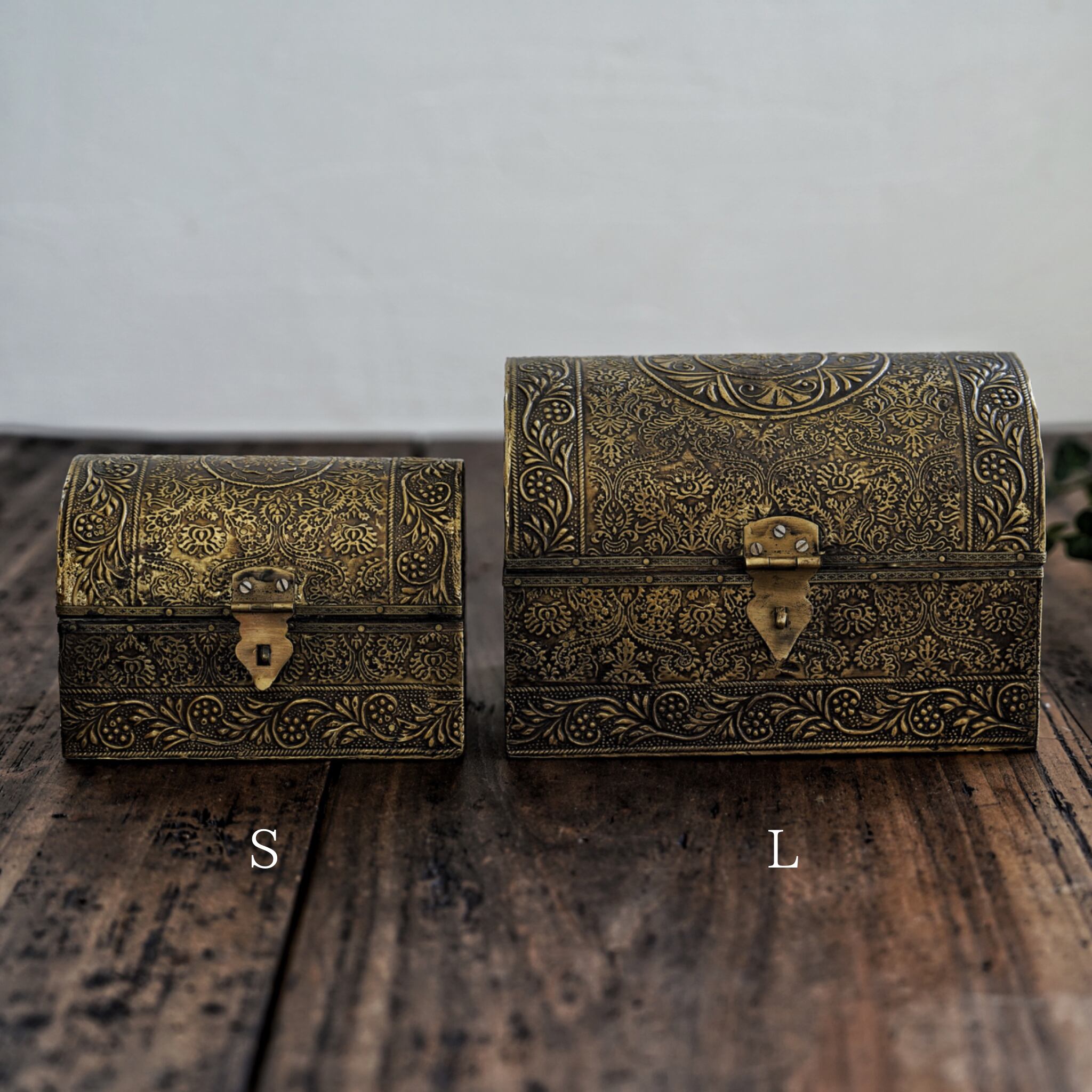 エンボスジュエリーボックス L