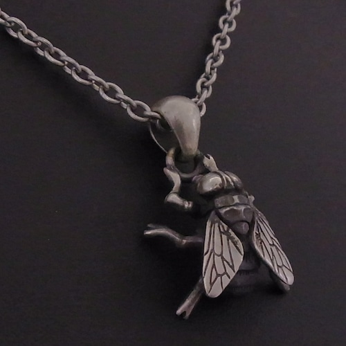 Silvery Fly Pendant L