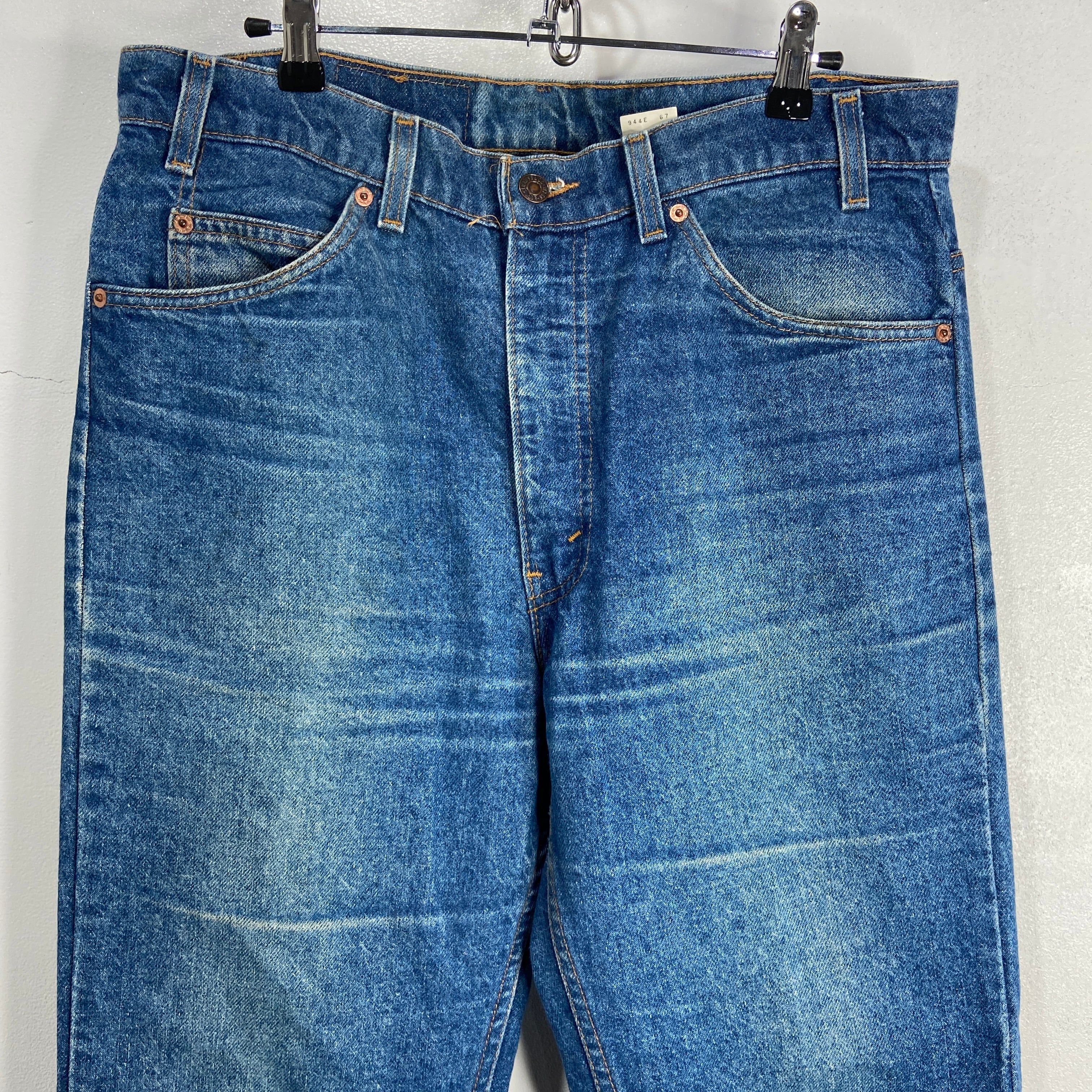 送料無料』Levi