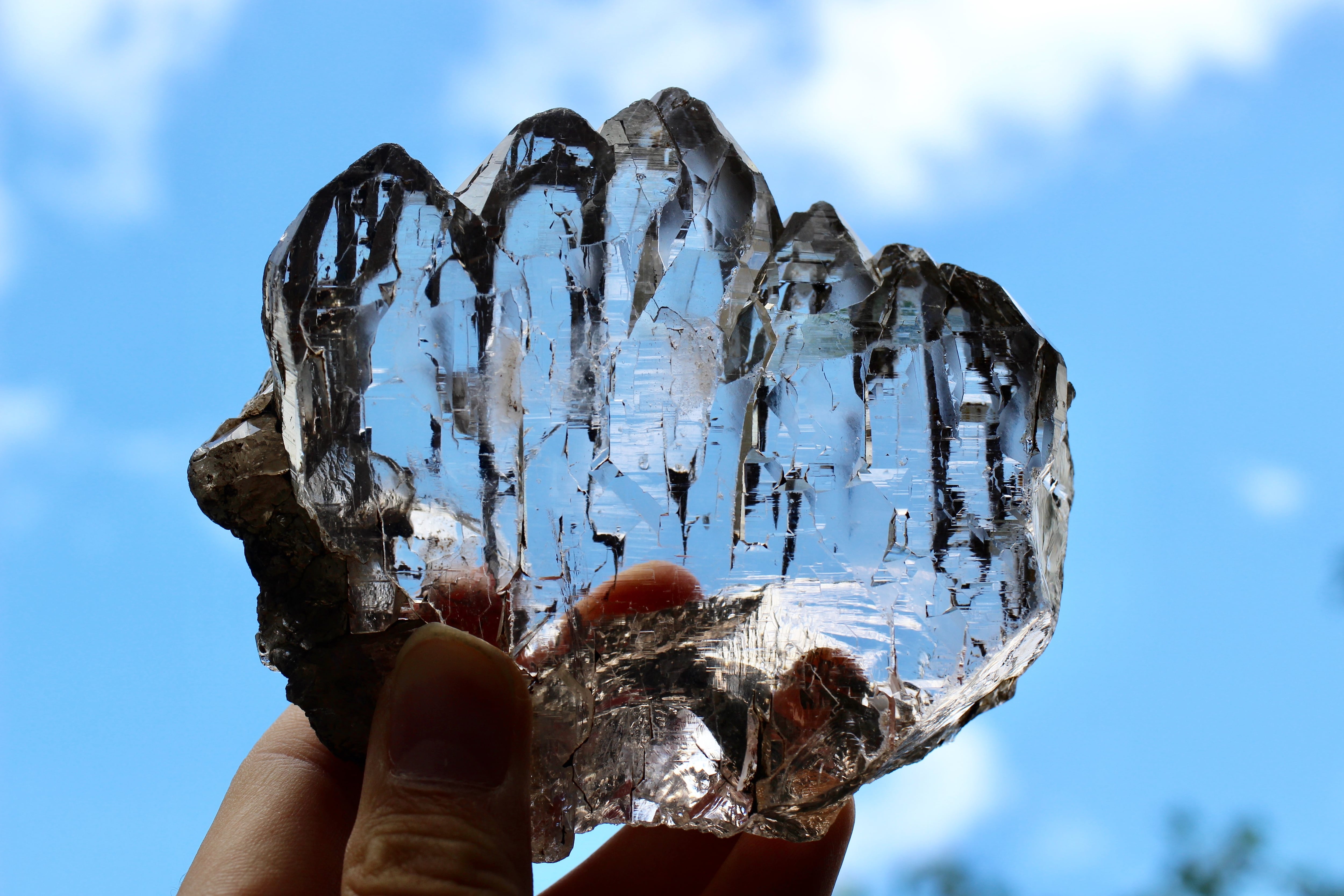 5万円⇒3.5万円 美品 365g 捻れ水晶(グインデル)ヒマラヤスカルドゥ産 ガウリシャンカール産 ヒマラヤ水晶 グインデル | 石垣島の夜光貝と