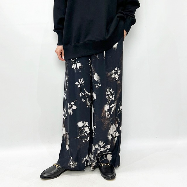 SACRA サクラ BLURRED FLORA PANTS 126606112 2026秋冬新作 [送料無料]