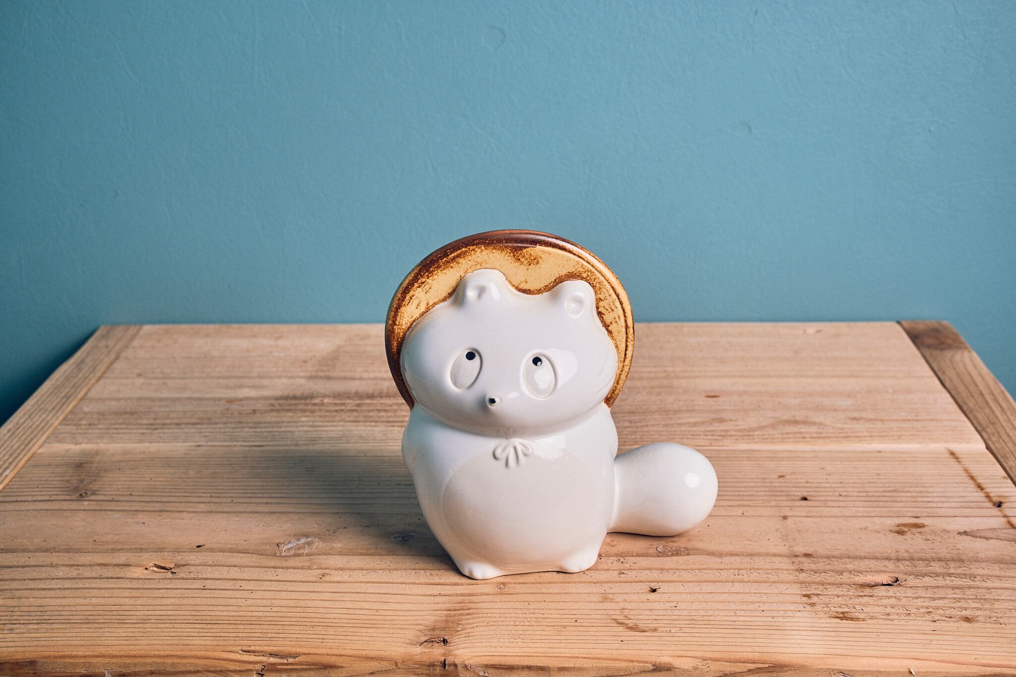 ぼんやり子だぬき】手乗りサイズ ヒダカナオト 陶器 水色 てのひら