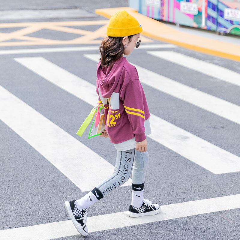 子供服スーツ春服ネットレッド2021年新作スタイルビッグボーイ春秋子供スポーツツーピーススーツ トレンディボーイ87076432264