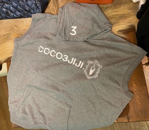 coco3jiji.ノースリーブパーカー