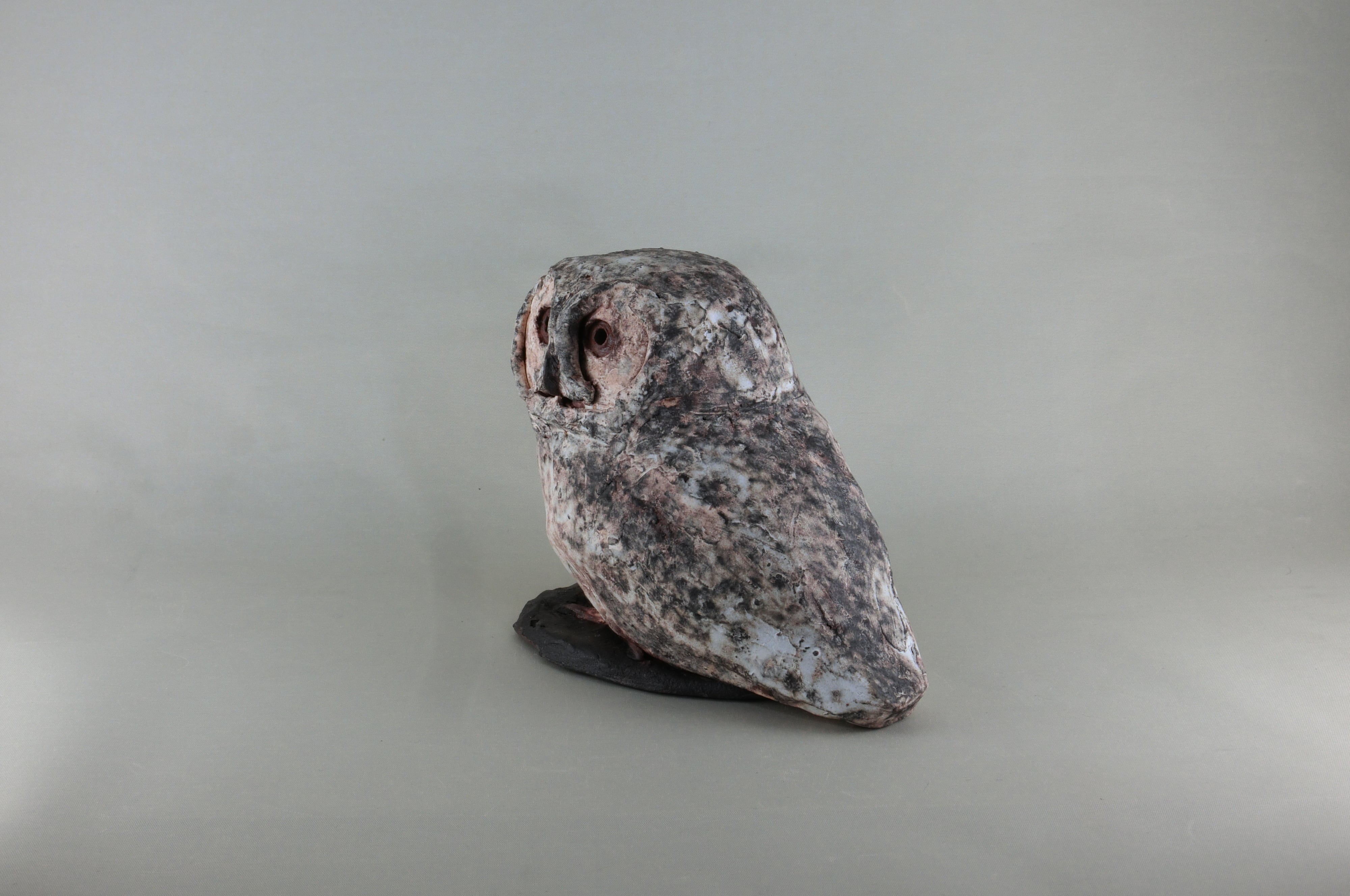 フクロウシリーズ（羽倉 正）横向き | 月桃庵 されど