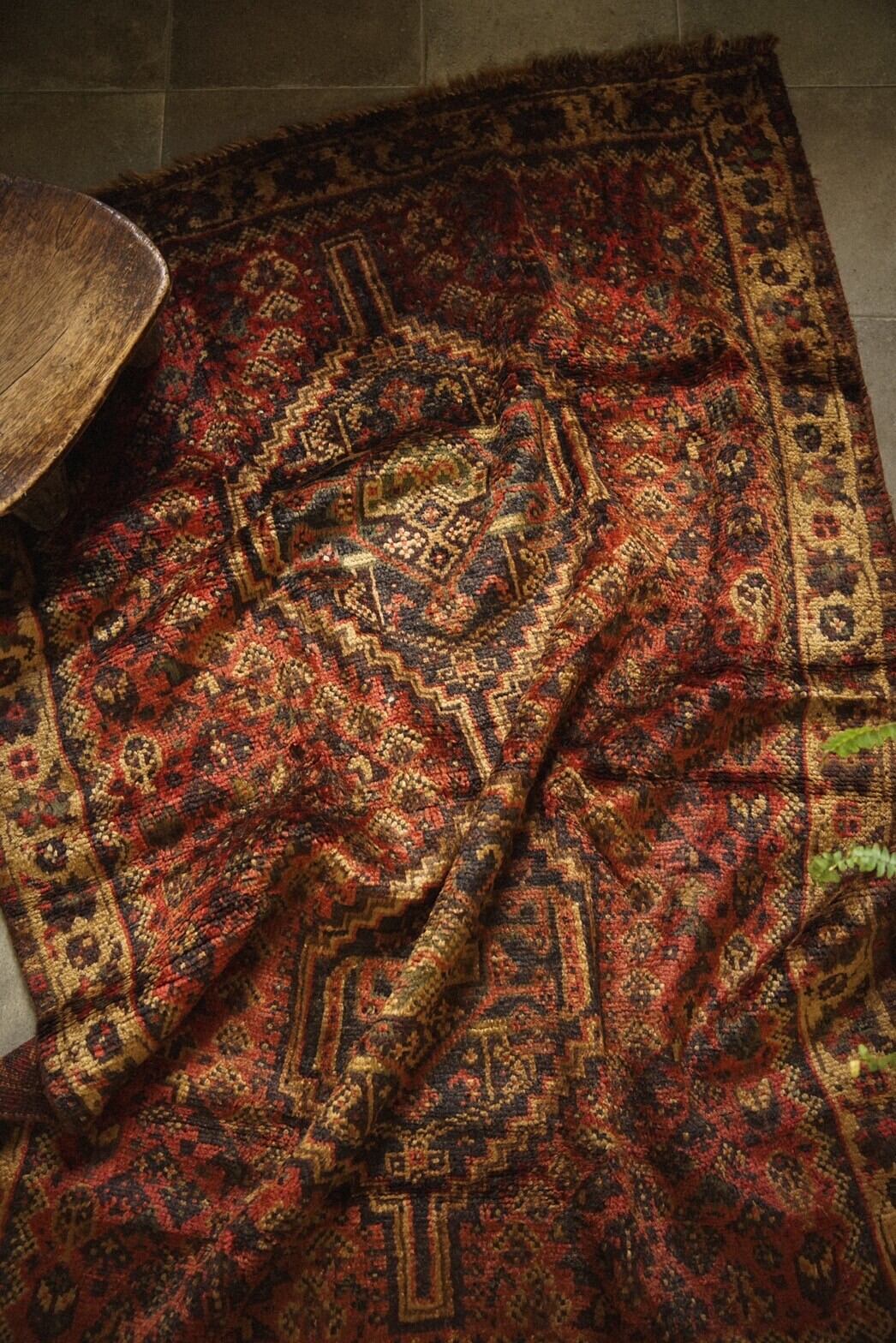 905 -Vintage Qashqai rug