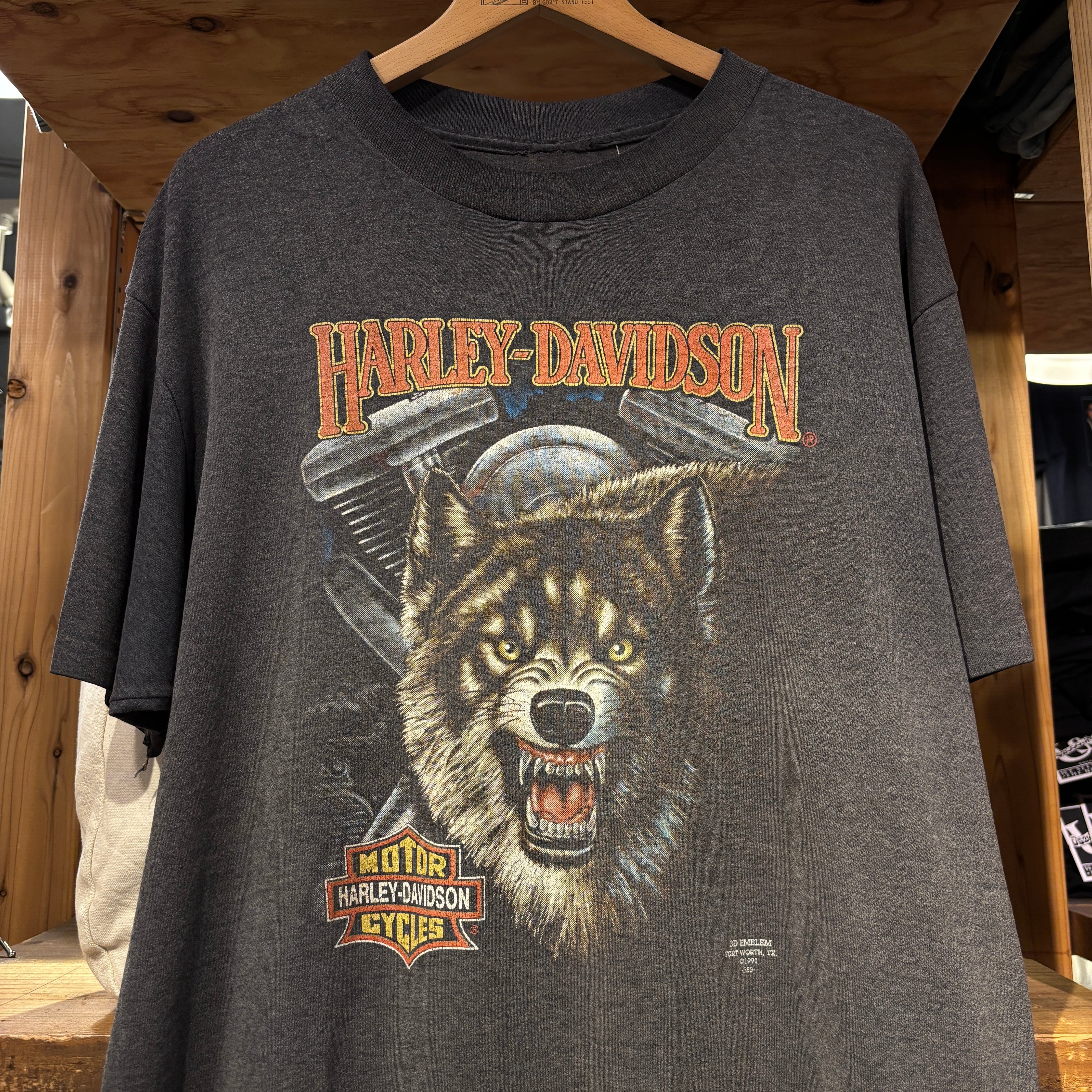 90's Harley-Davidson 3D Emblem Wolf Tee | US TOKYO