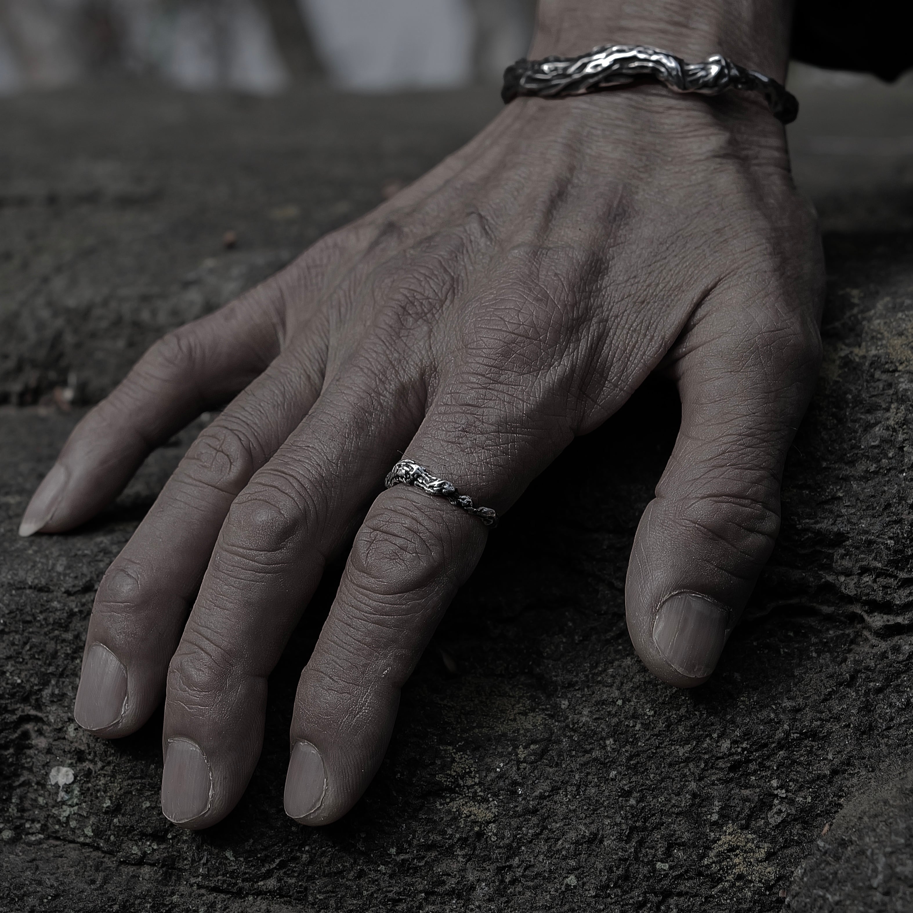 Wrinkle Ring | VAINON