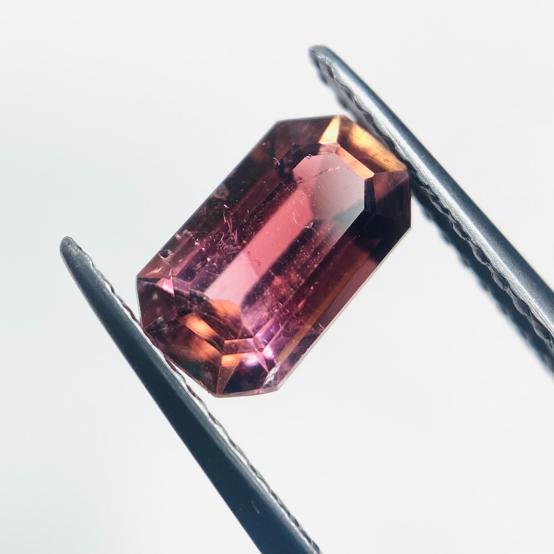 メイクアップ　バイカラートルマリン