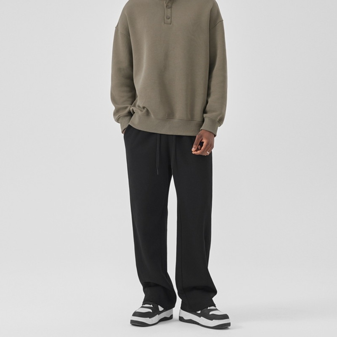 ワイドルーズストレートパンツ　941