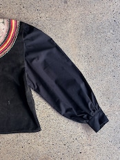 tay Original【BLACK and RE-SEW】/Vintage Miao embroidery blouse