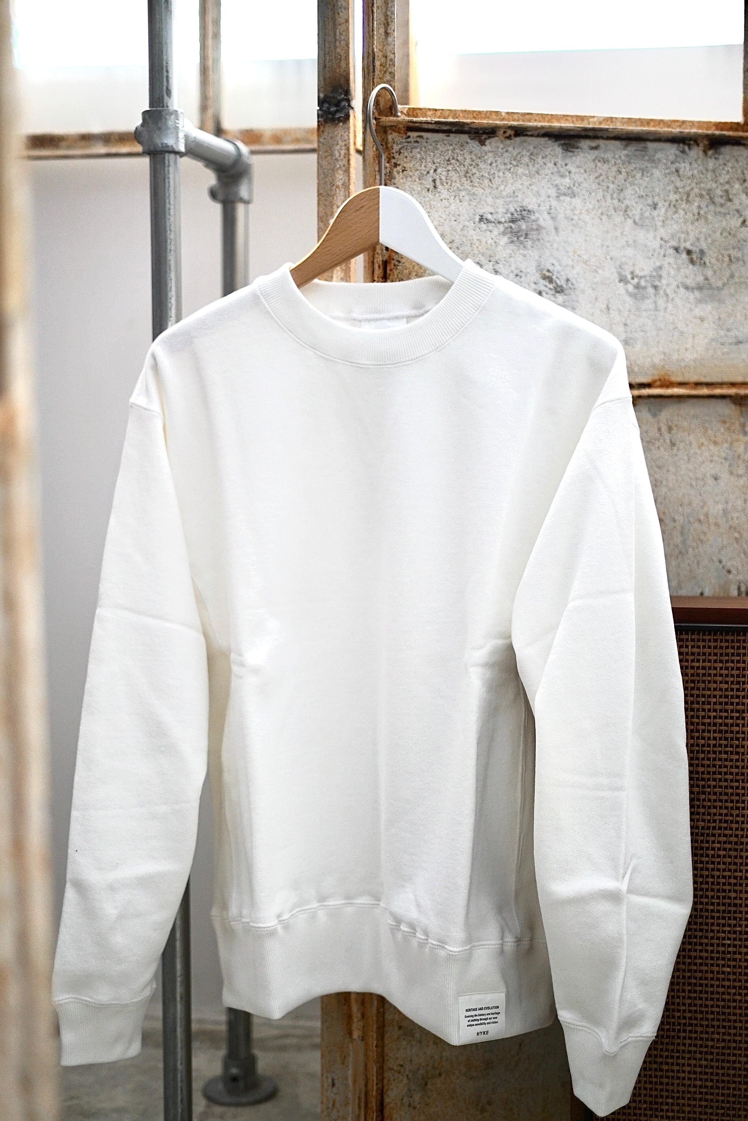 Baserange / RIM RAGLAN SWEATSHIRT ( TECTO BROWN ) | JUQUI Online