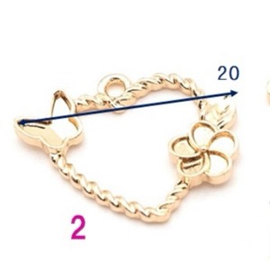 【C521-2】 バタフライ　ハートチャーム　4個