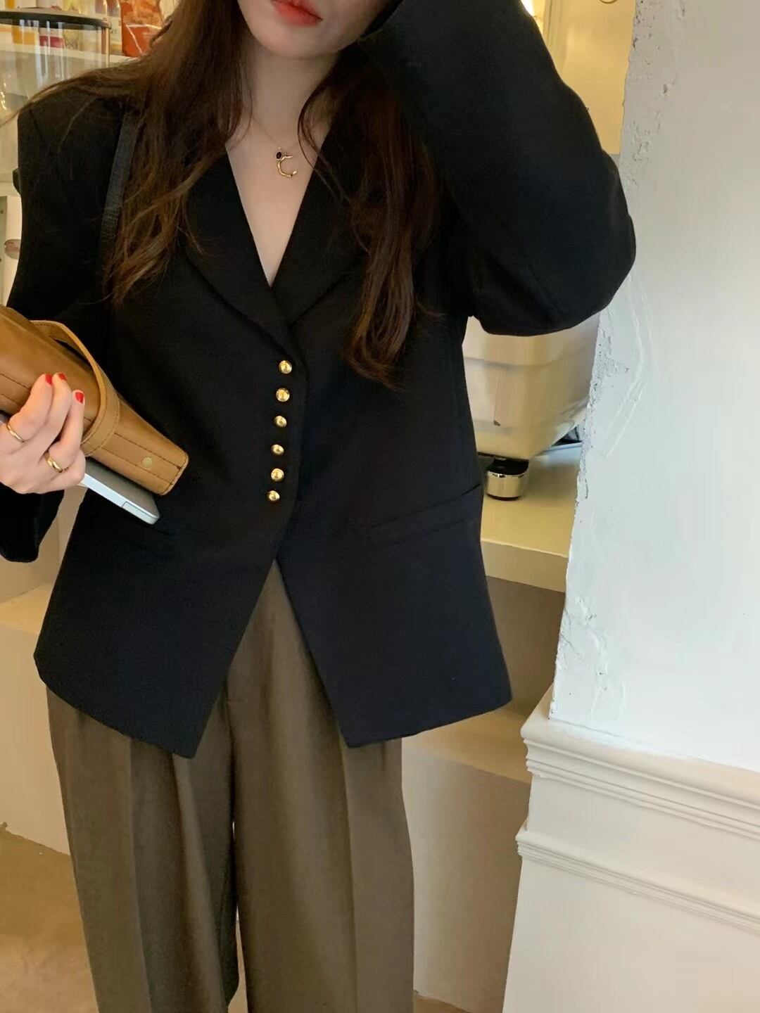 ゴールドバックルジャケット スプリングオータムカジュアルブラック薄手スタンダードスタイル ロング レトロ 春物 秋物 ビッグFスモールZ韓国14800435896