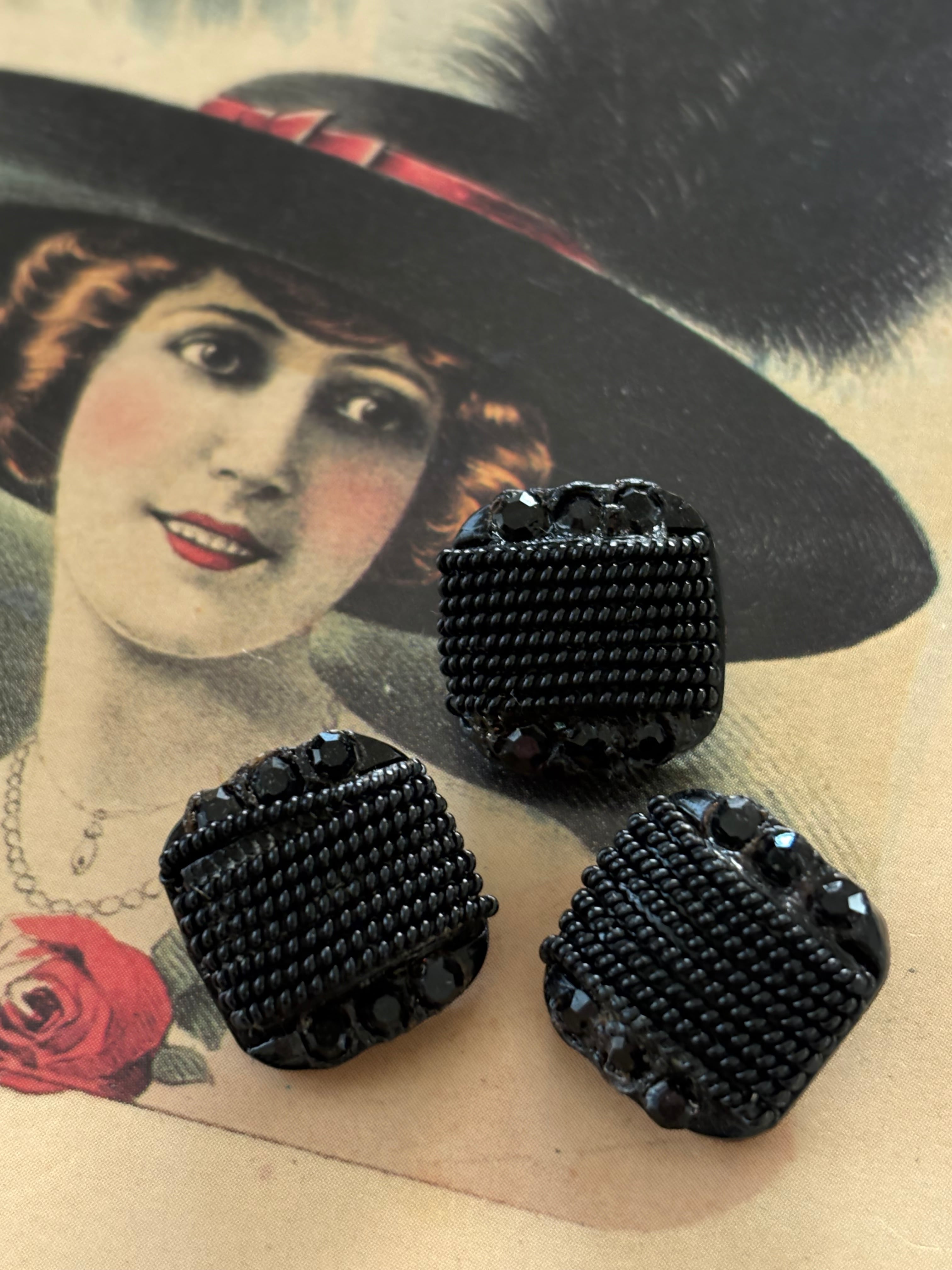 17mm Japanese Vintage ボタン ブラック ドーム型 ビーズ ストーン アクセサリーパーツ 装飾材 カルトナージュ