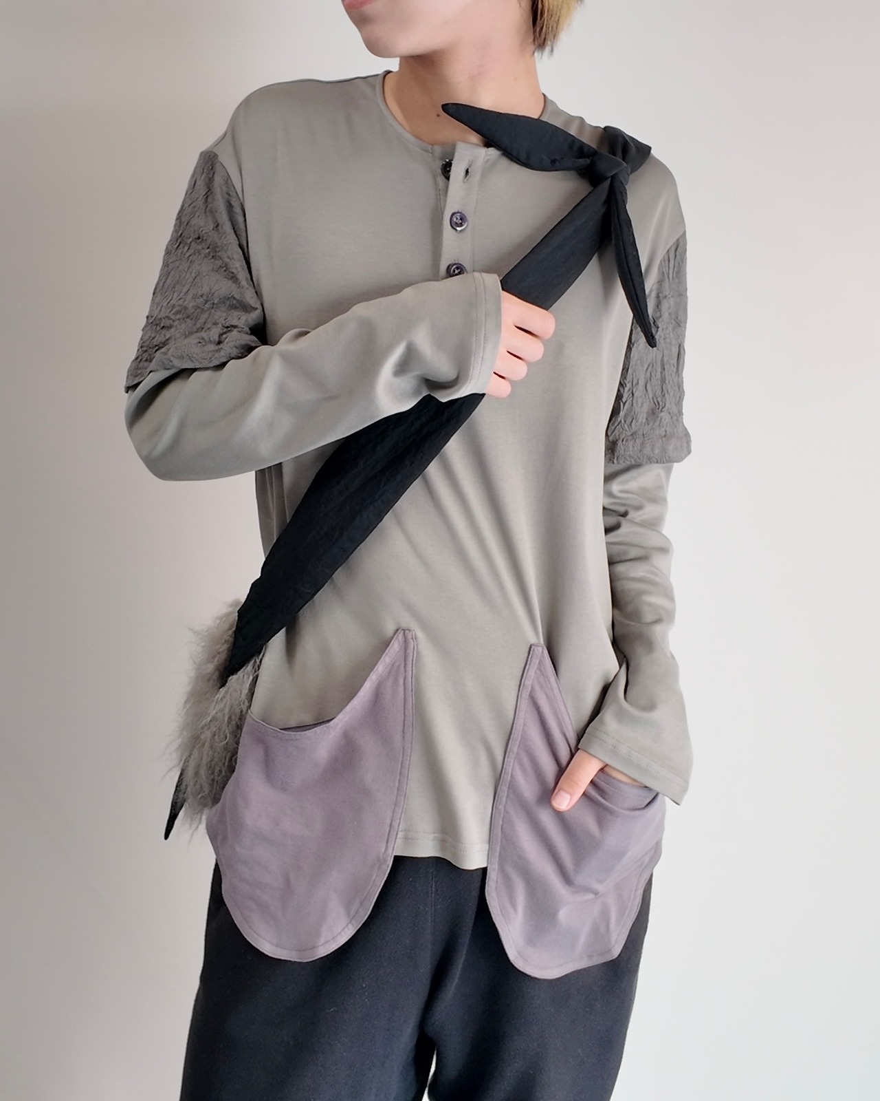 【26/AW STRONTHE】BLACK PADDED / HIMMAPAN COURIER BAG