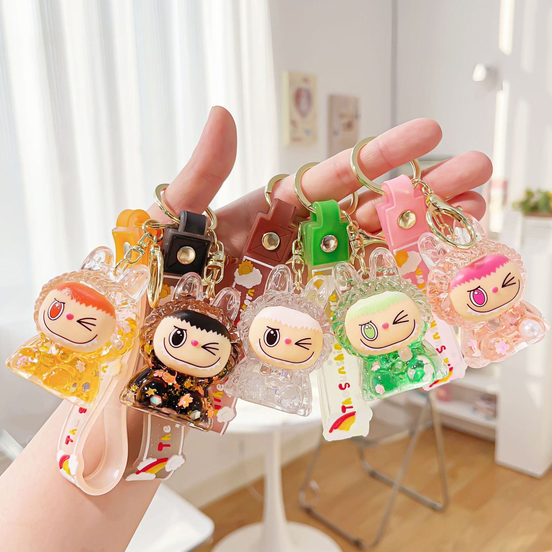 TheMonsters ときめきオイル入りキーホルダー ♡ LABUBU ラブブシリーズ アクリル製 全10色 ゆらゆらオイル入り バッグ・鍵に◎ 彼氏・彼女・友チョコに! 自分スタイルに合わせてコーデ