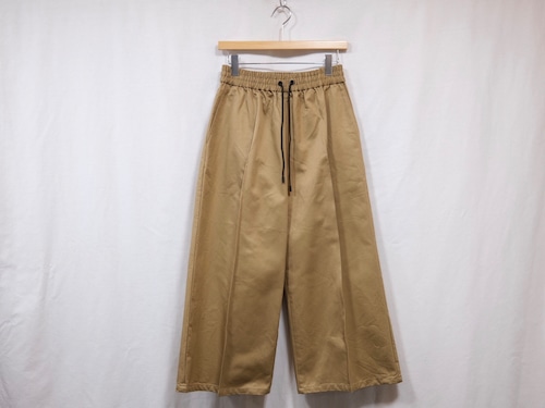 semoh”Pin Tuck Wide Pants Beige”