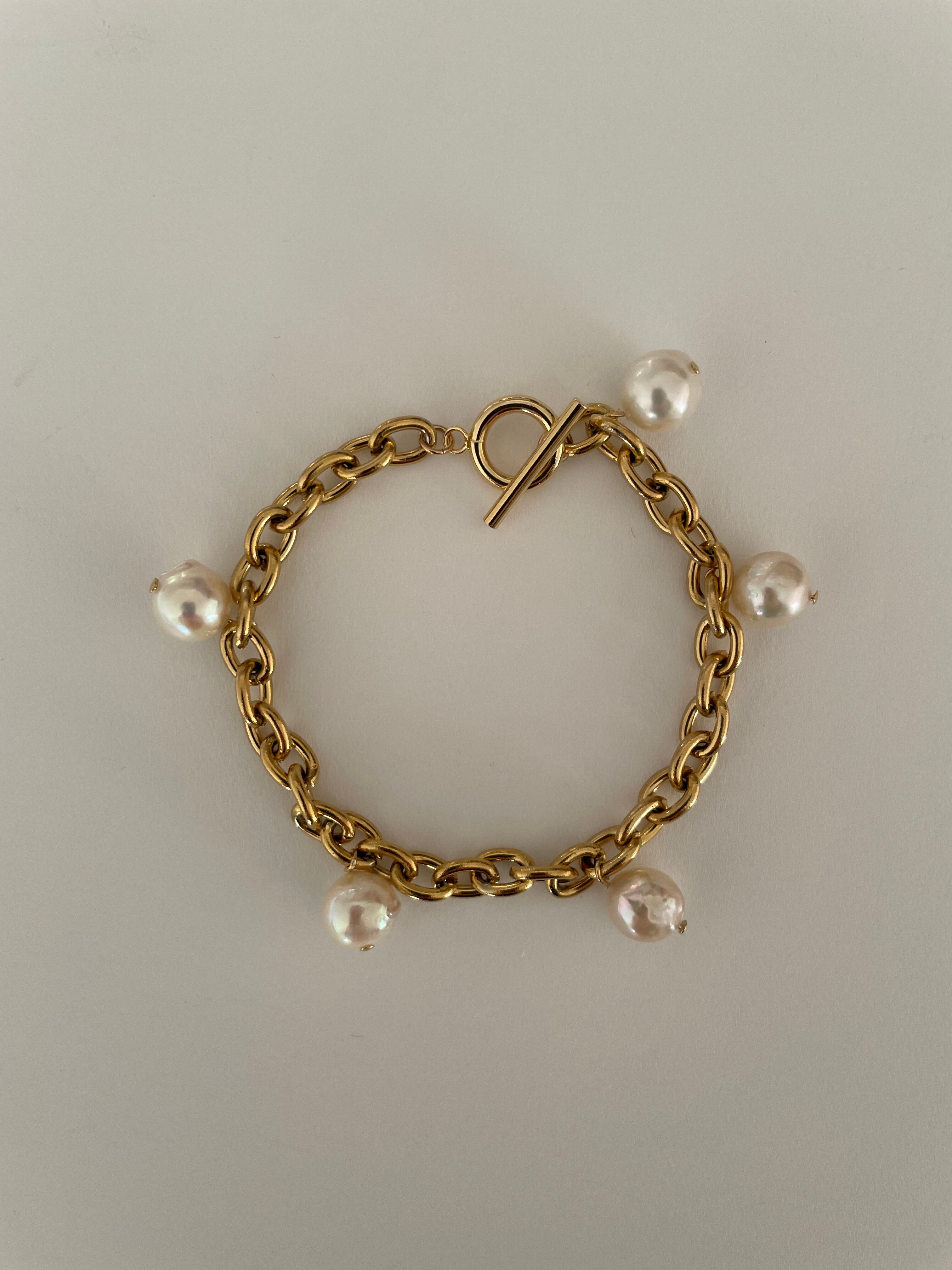 バロックパールのチェーンブレスレット