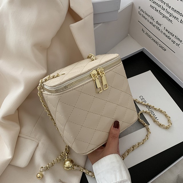 小さな香りのバッグ女性バッグ2020ワイルドワイルドダイヤモンドチェーンショルダーメッセンジャーバッグネット赤バケットバッグの新しい波 Tiancai_Wing_Bag5857700