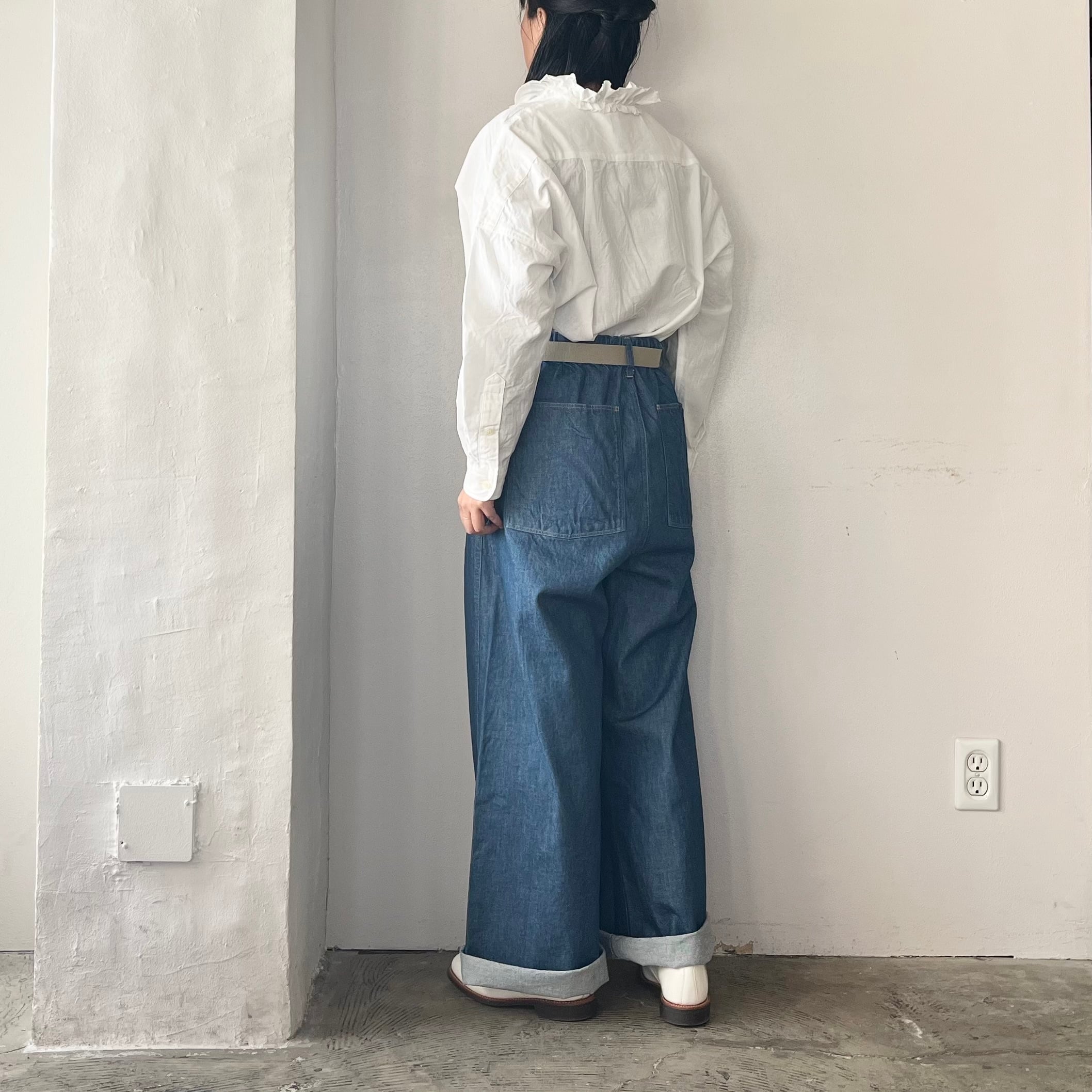 25ss Yarmo DUNGAREE RUFFLE SHIRTS シャツ Yarmo Ruffle Shirts Dungaree（ラッフルシャツダンガリー） | coromo