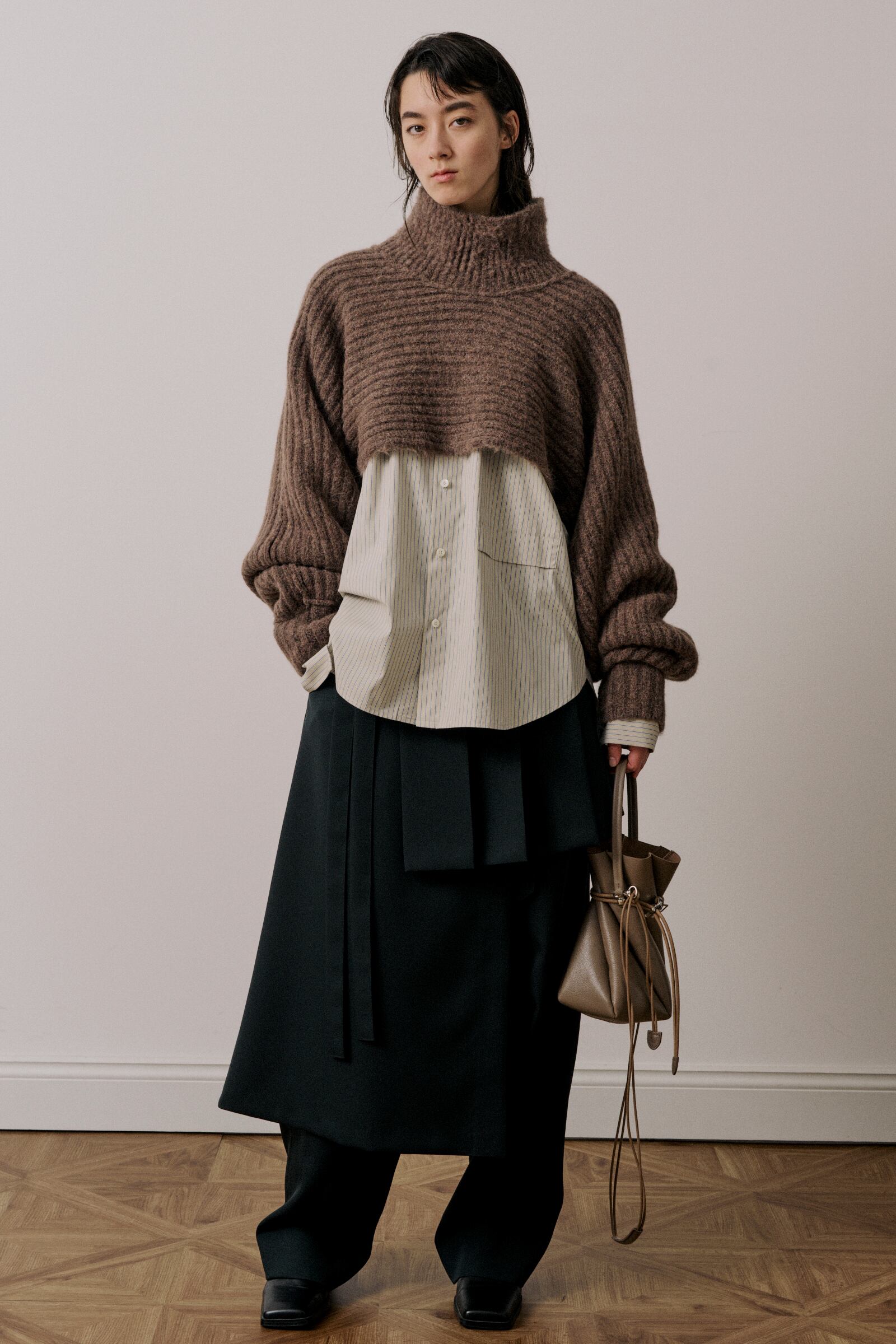 【美中古】UJOH 22ss 上下セットアップ モスグリーン サイズ3 UJOH(ウジョー) 22AWU773 Y03 901 U773 Y03 901 ベージュ サイズ SIZE