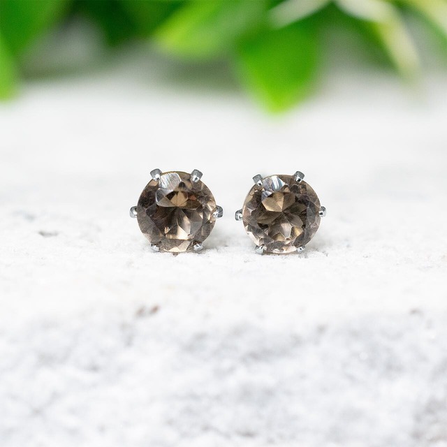 スモーキークォーツ・ピアス　5mm（1ペア）