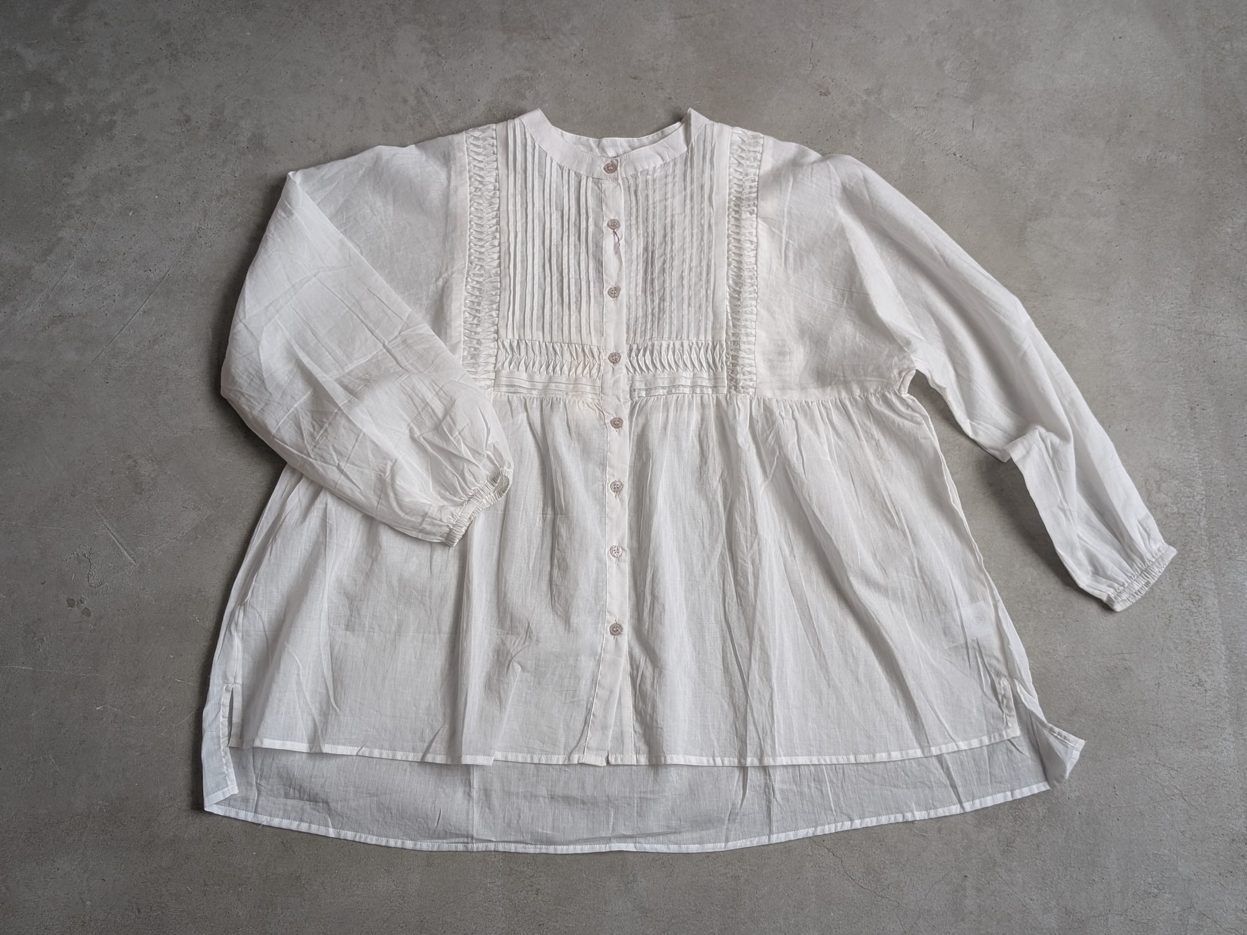 JUSGLITTY ピンタックチュニックブラウス アー・ヴェ・ヴェ a.v.v ピンタックチュニックブラウス