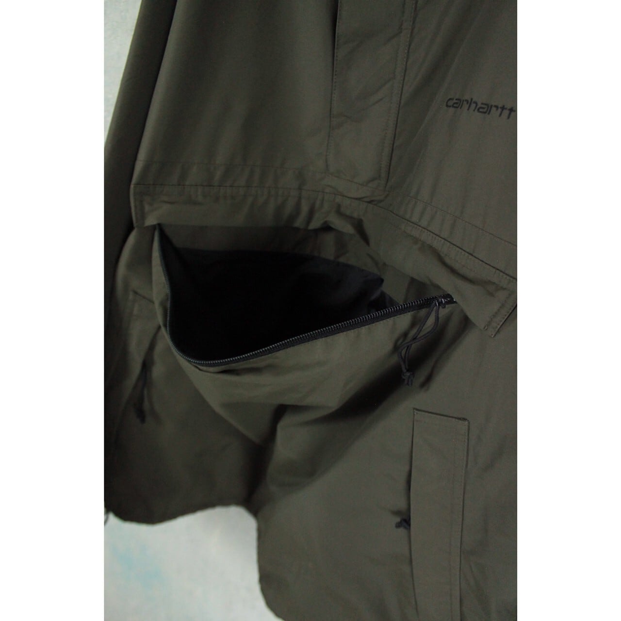 carhartt 裏起毛 オリーブグリーン ナイロンアノラックパーカー【FF