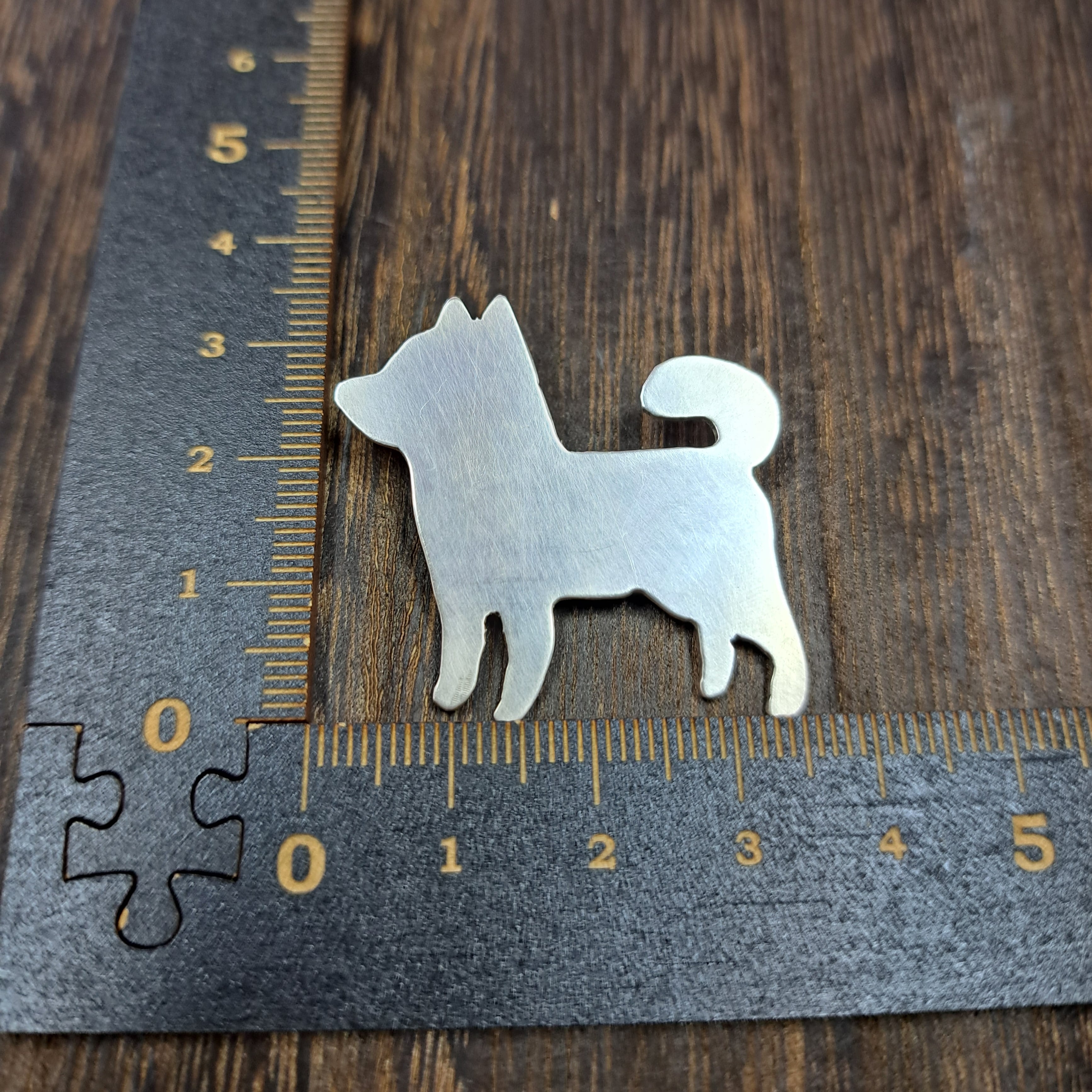 犬のシルエットペンダント3 | シルバーアクセサリーは沖縄の手作り