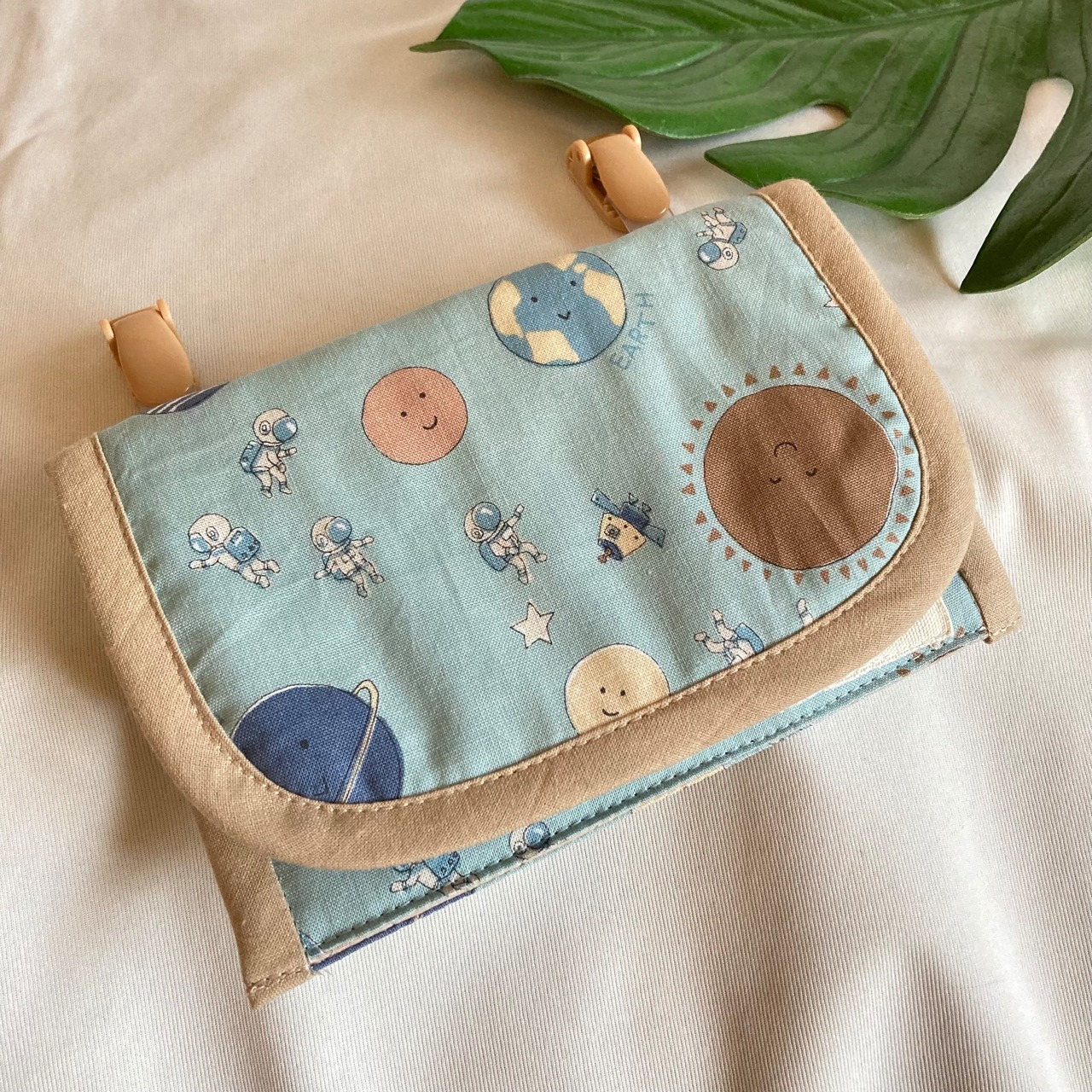 オーダーOK】裏キルティング移動ポケット48ほっこり宇宙飛行士にっこり  