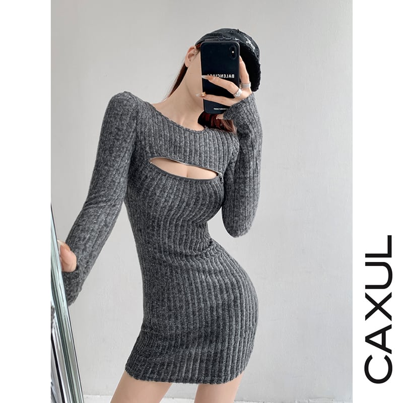 DRESS | CAXUL