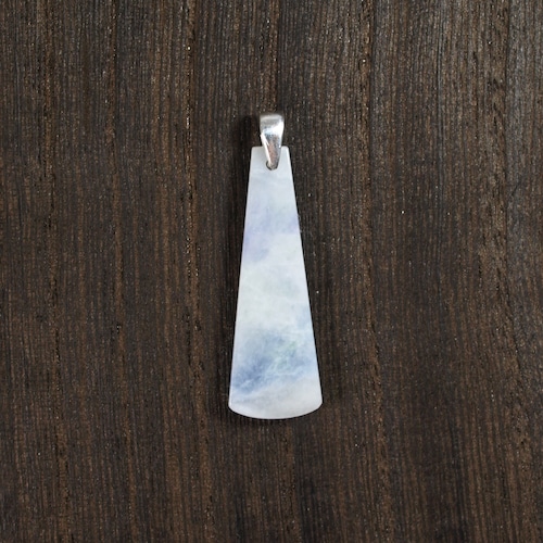 糸魚川翡翠 青ラベンダー翡翠 ペンダントトップ 2.3g  Itoigawa Bluish-Lavender Jadeite pendant top