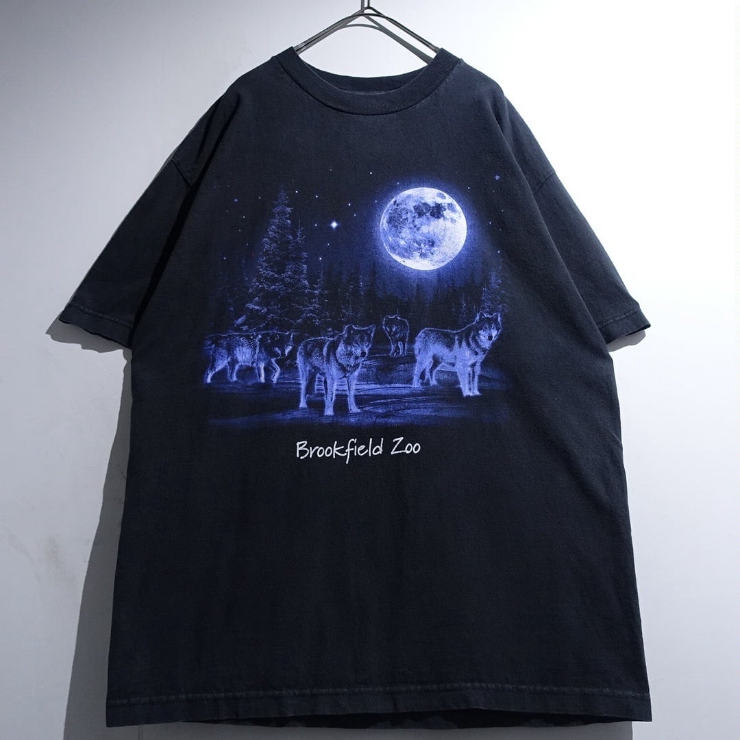 90s Black Wolf Print Design Animal T-Shirt