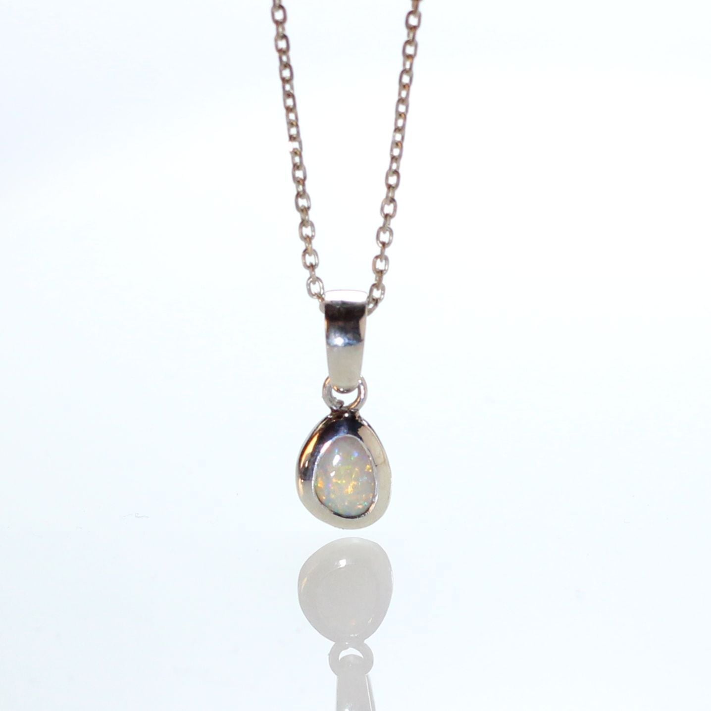 Sv925 オパールペンダント 0.10ct
