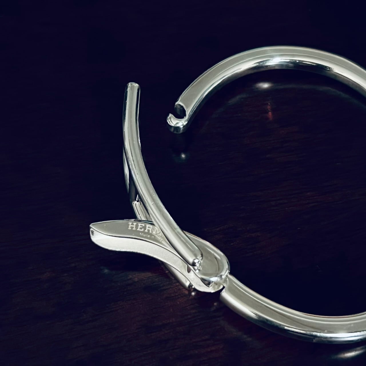 エルメス　クラップ　バングル　シルバー　未使用 楽天市場】HERMES エルメス clap クラップ バングル