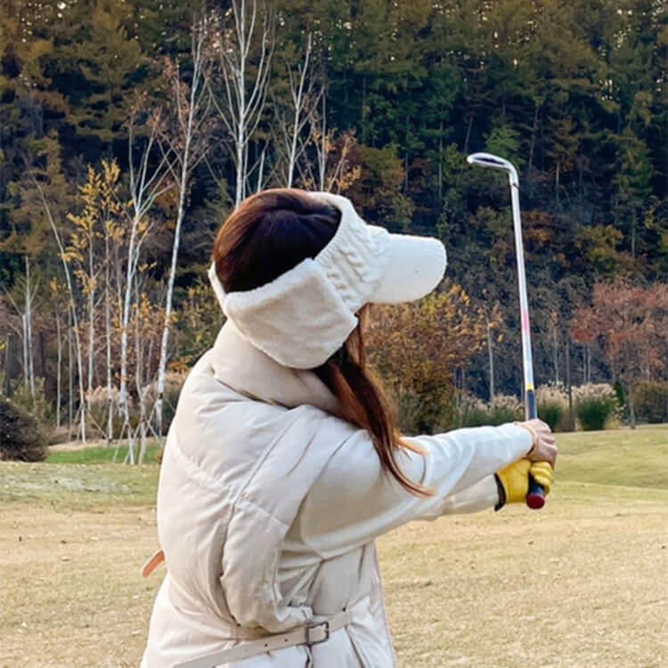 韓国ゴルフウェア ファー耳当て ケーブルニット サンバイザー | Dazzle