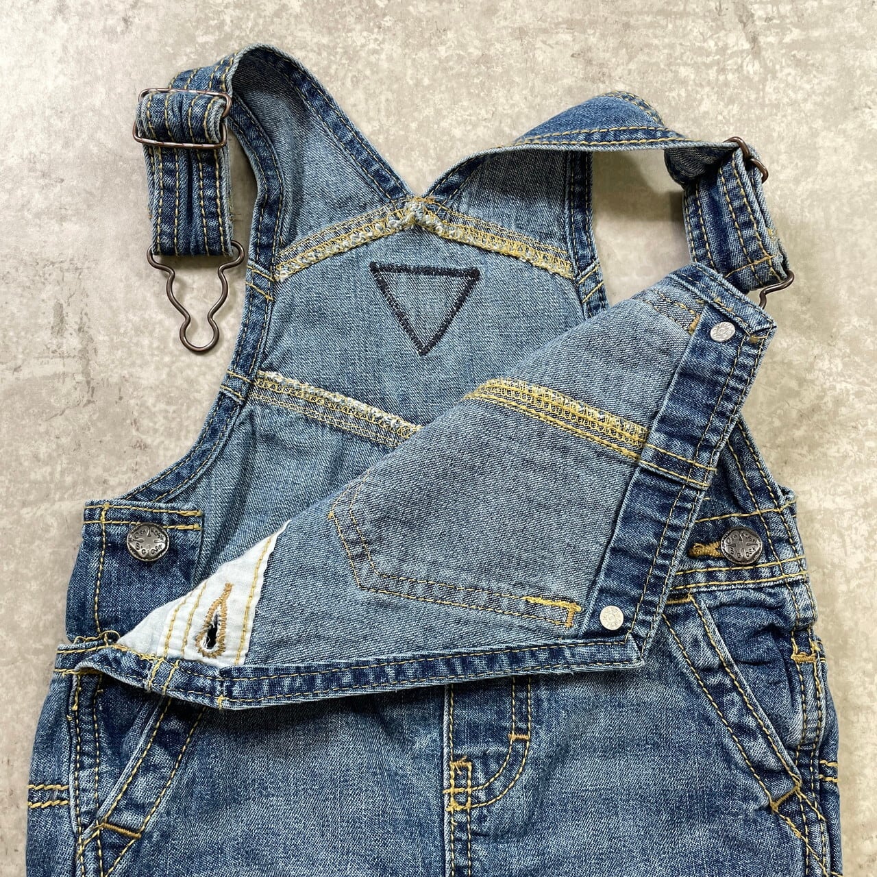 kids】OSHKOSH オシュコシュ デニム オーバーオール ショート丈 キッズ