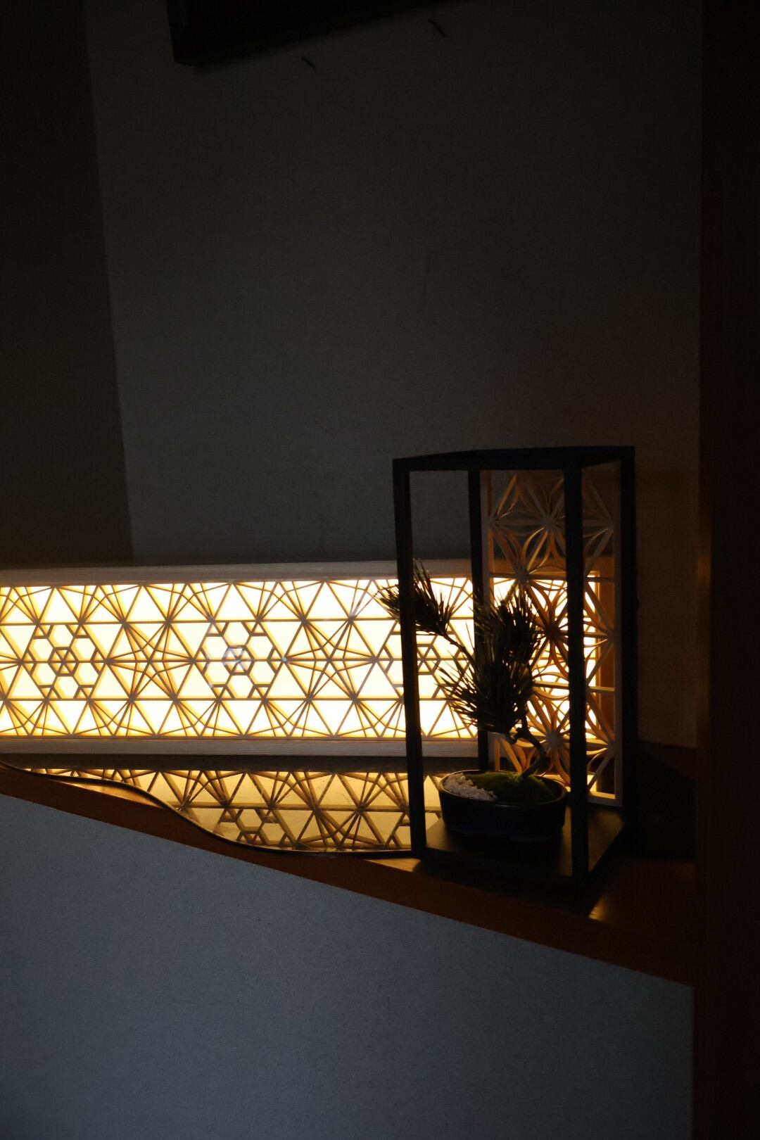 壁掛け照明（Lサイズ／調光式）｜Kumiko Wall-Mounted LED Light – L
