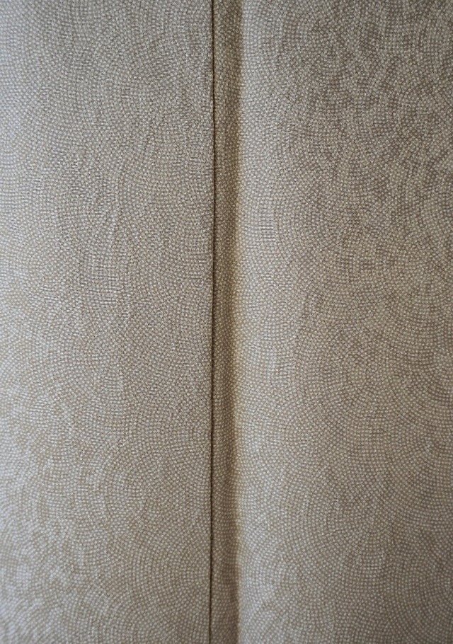 【袷】江戸小紋　堅牢草木染　錐彫青海鮫小紋　伝統工芸士　光擴