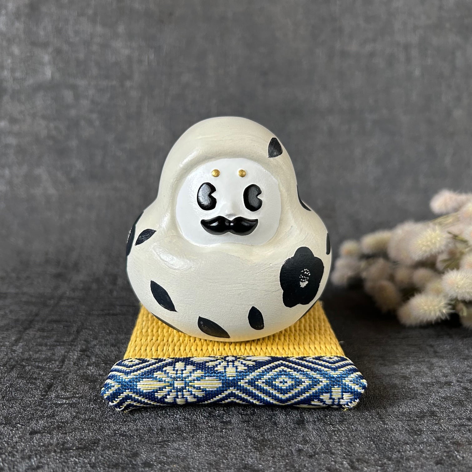 絵付けひゃくまんさん（SUZUNAGA 作） | 八百萬本舗