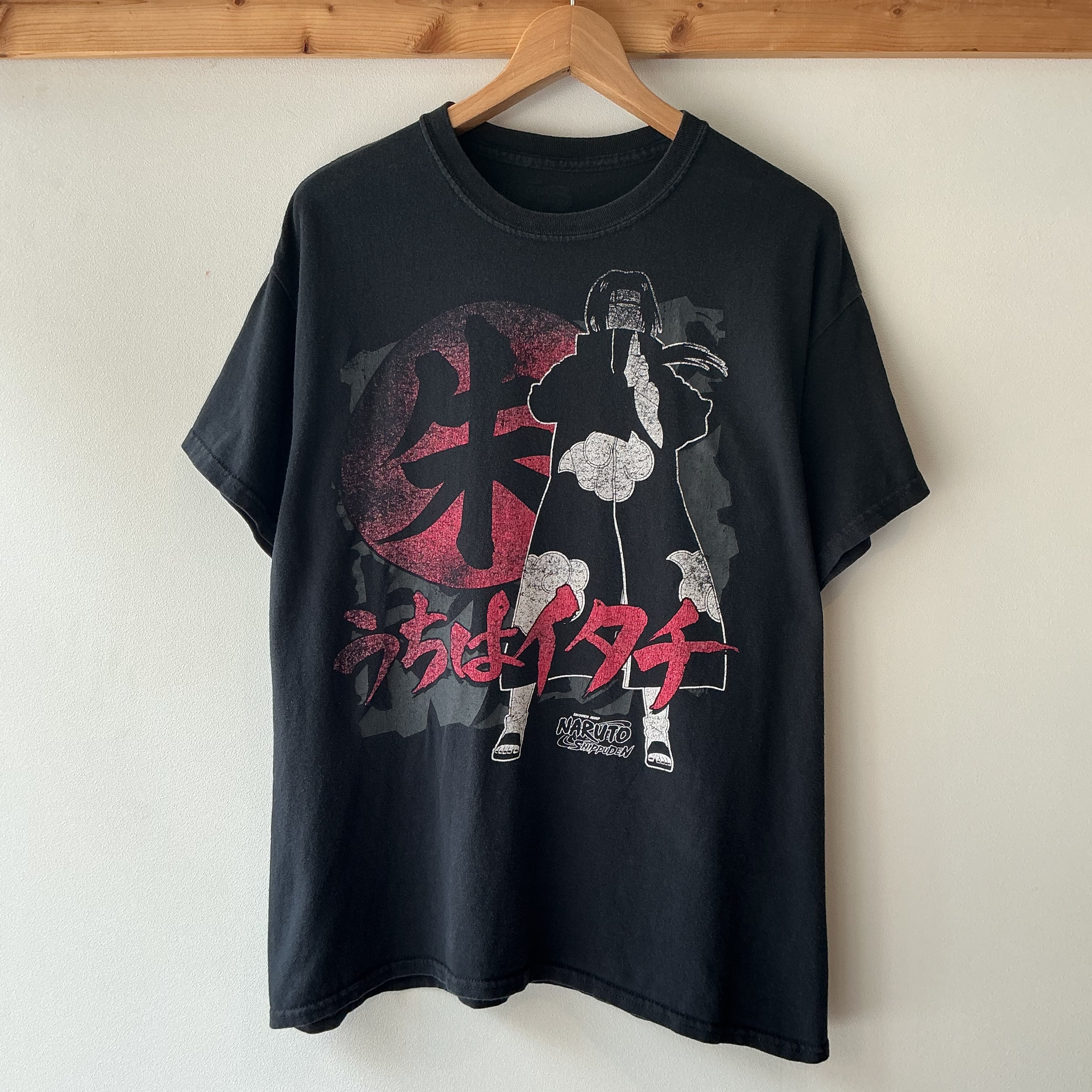 NARUTO アニメTシャツ ブラック ナルト うちはイタチ メンズLサイズ gr
