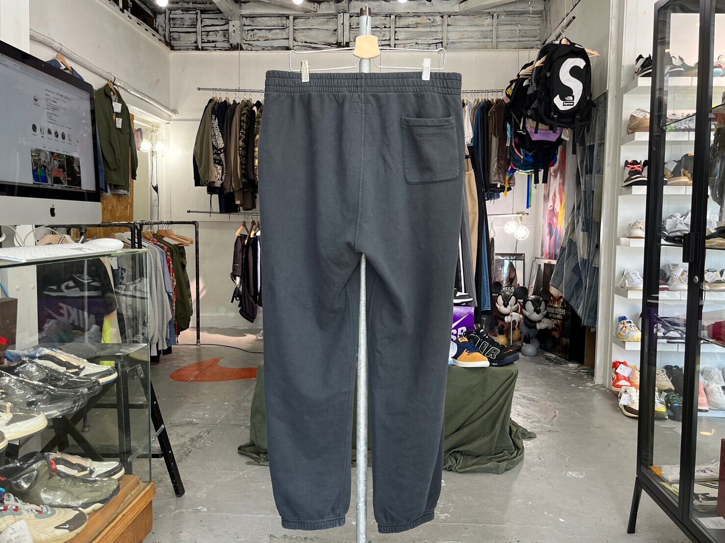 Supreme OVERDYED S LOGO SWEAT PANT BLACK XL 88244 | BRAND BUYERS OSAKA