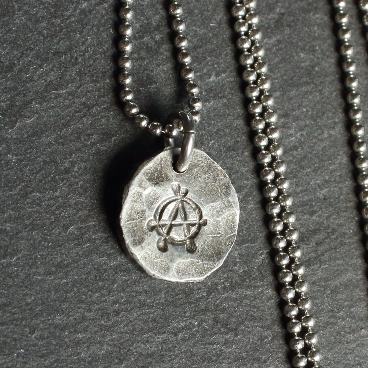 ◆錫 (スズ) × silver ネックレス【Stamp Tin Necklace #Anarchy】 | UNDERGROUND METAL  FACTORY