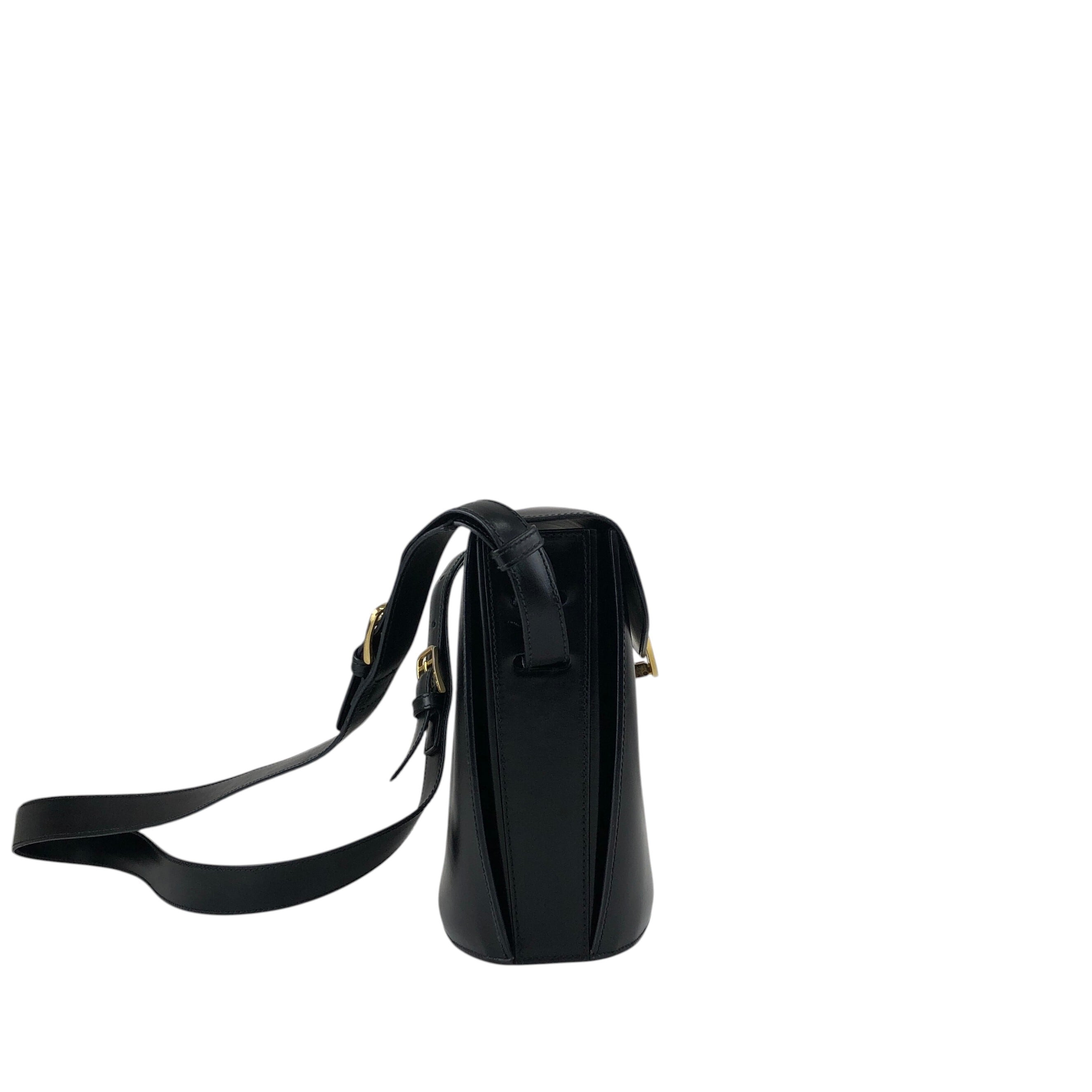 CELINE セリーヌ ショルダーバッグ ブラック ロゴ サークル レザー