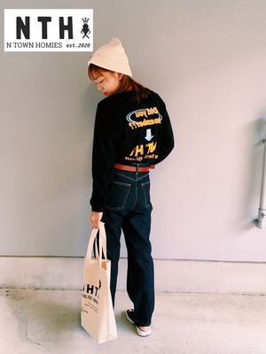 “BACK LONGTEE” colour Black×Yellow×Lightblue