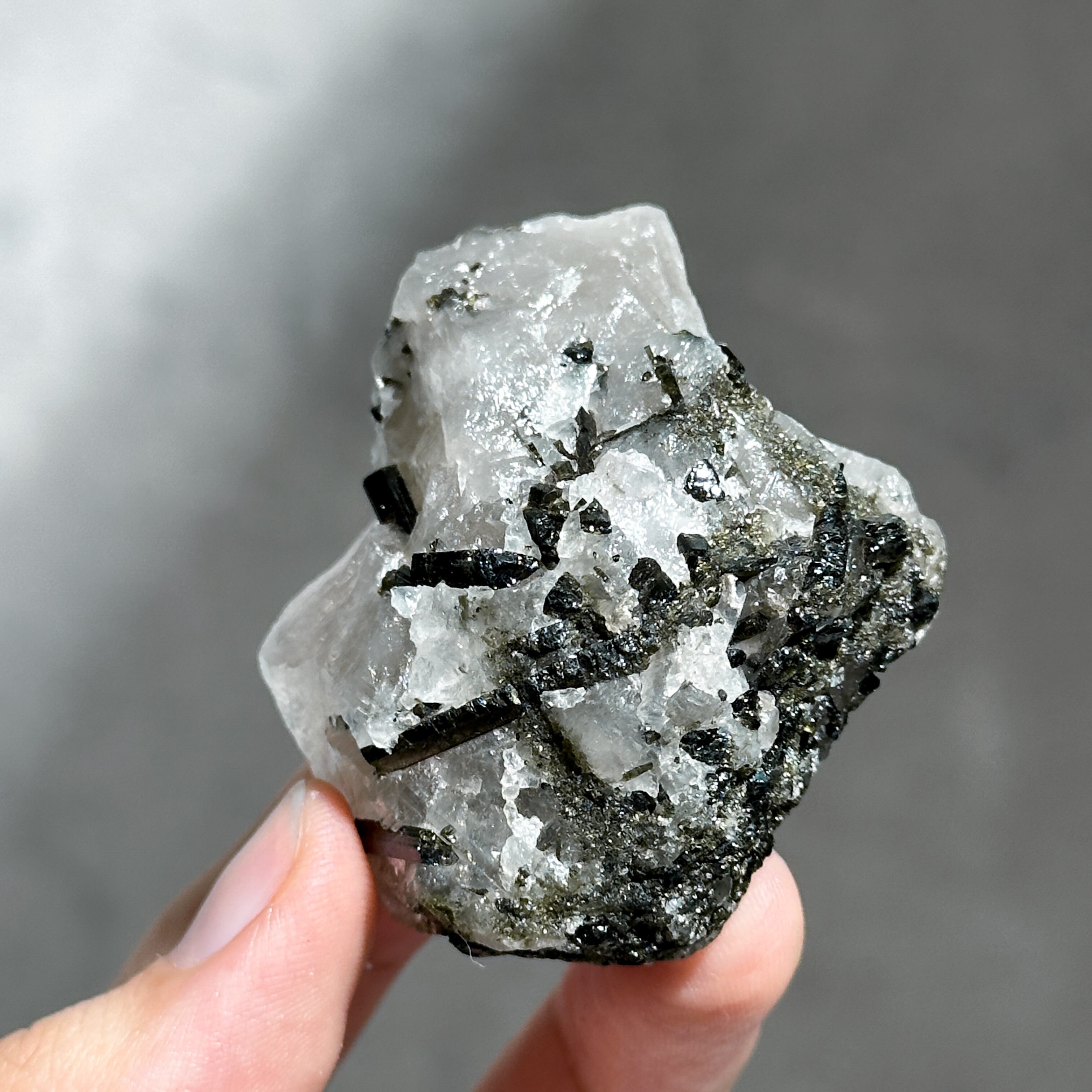 ウォーターメロントルマリン 原石 304g ブラジル ミナスジェライス州